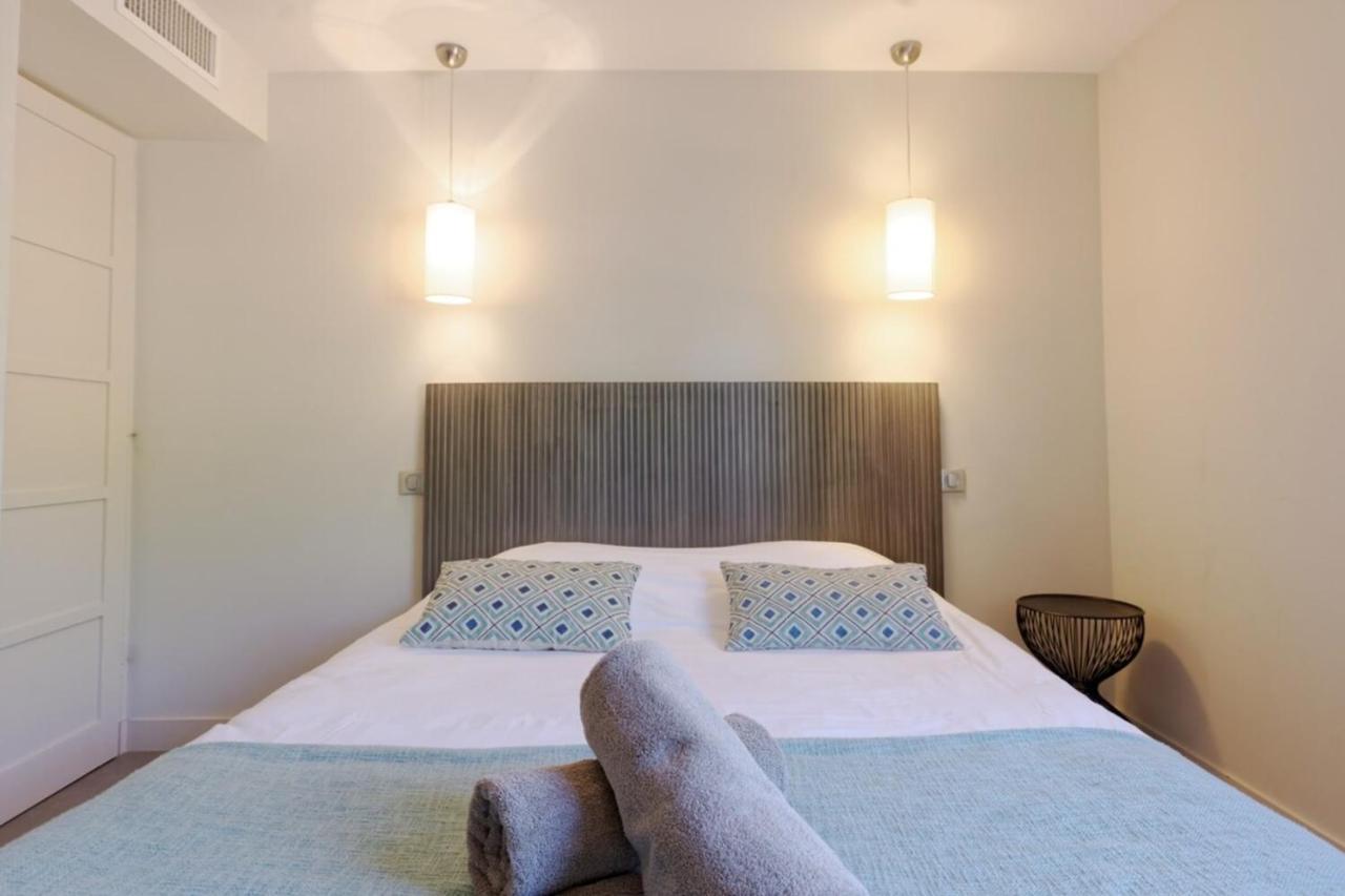 Private Furnished Apartment With All Comfort Has A Garden In A Green Space Meyreuil Kültér fotó