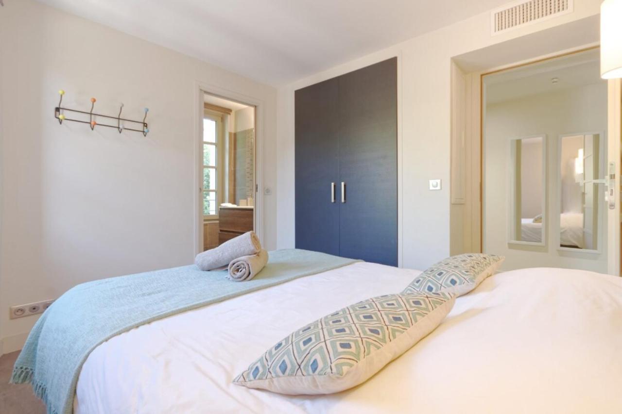 Private Furnished Apartment With All Comfort Has A Garden In A Green Space Meyreuil Kültér fotó