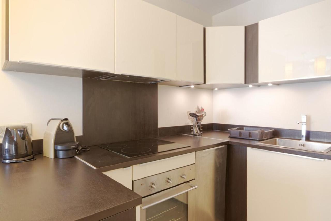Private Furnished Apartment With All Comfort Has A Garden In A Green Space Meyreuil Kültér fotó