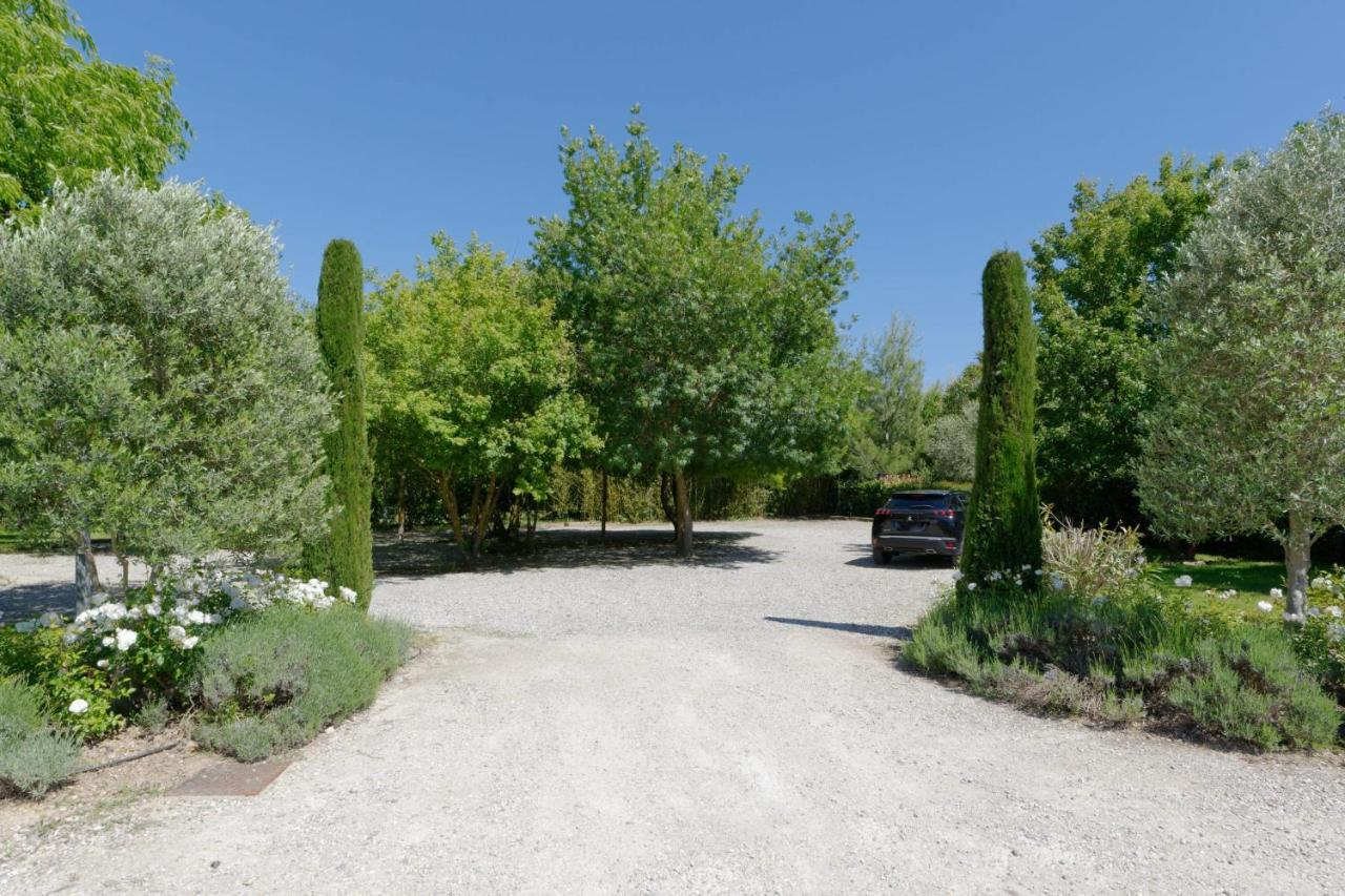 Private Furnished Apartment With All Comfort Has A Garden In A Green Space Meyreuil Kültér fotó